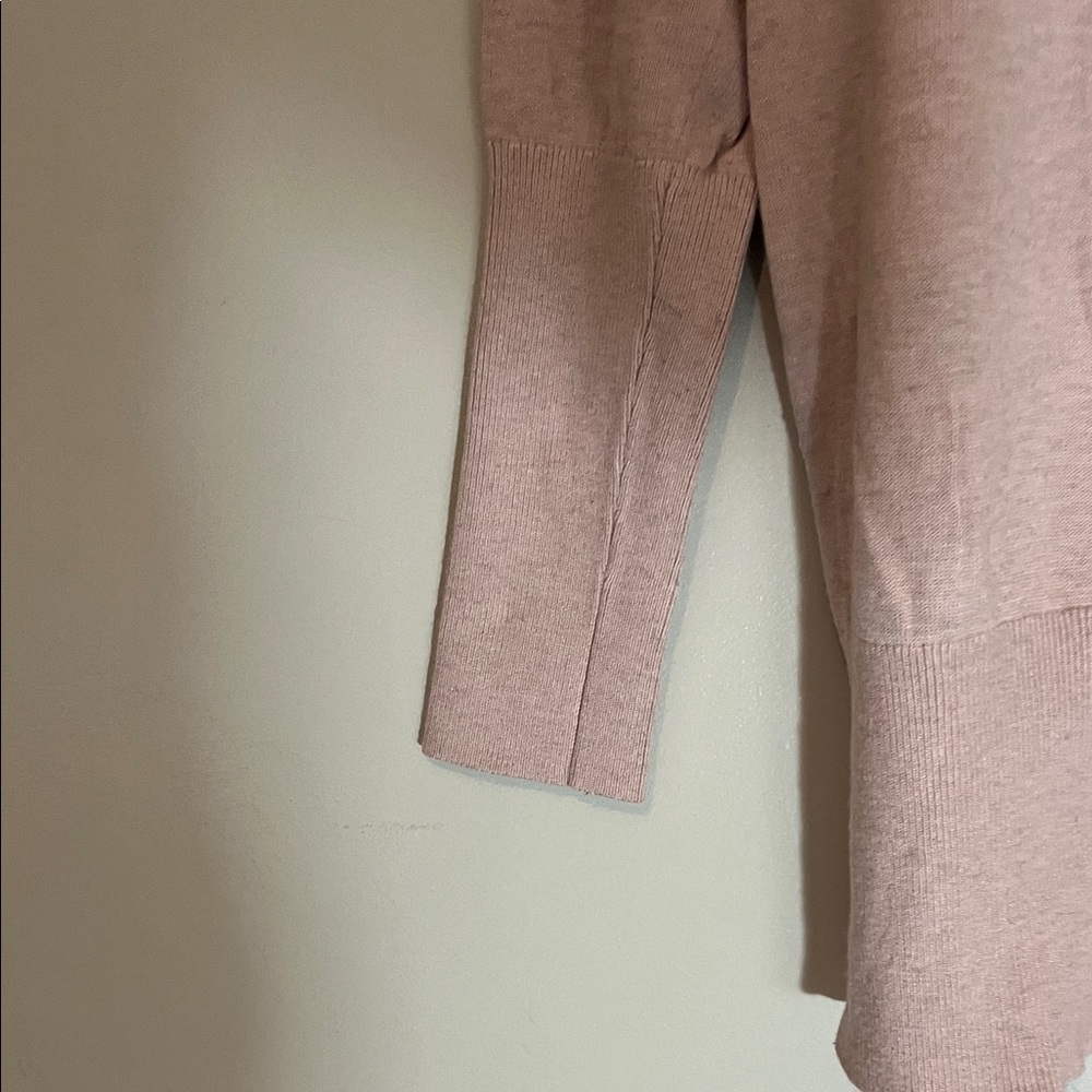 White House Black Market Light Pink Crew Neck Sweater Small - Picture 4 of 8
